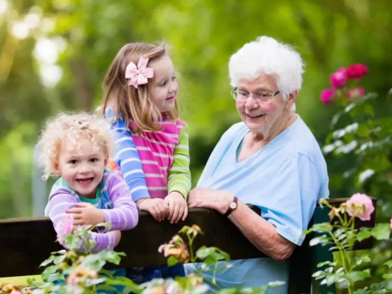  live in care service image
